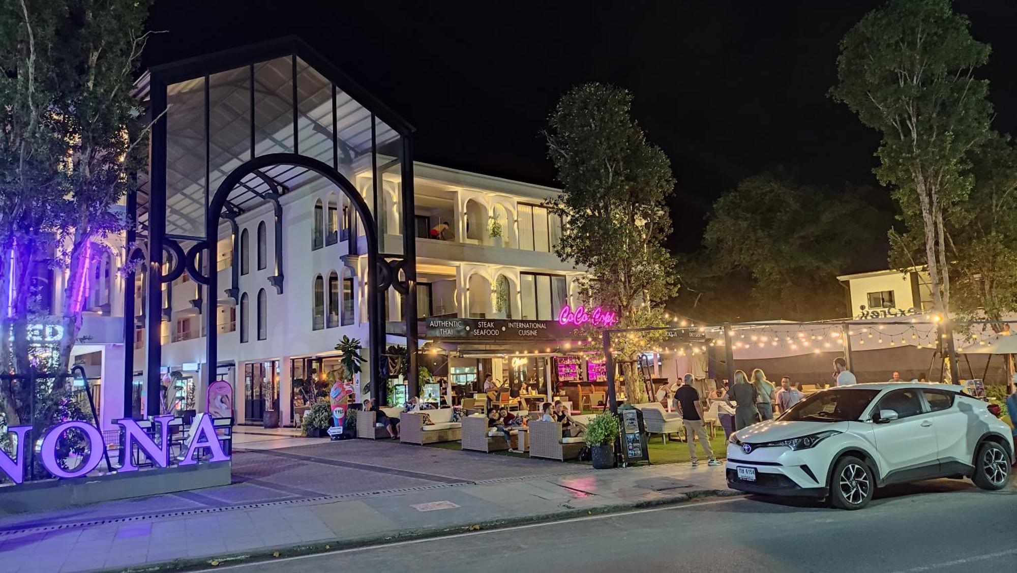 Sea Beach Paradise Patong Exterior photo