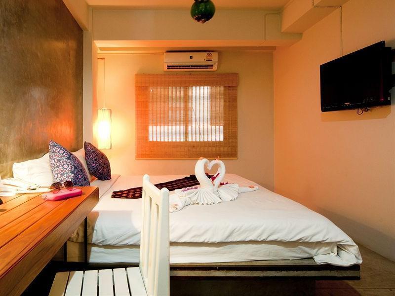 Sea Beach Paradise Patong Exterior photo